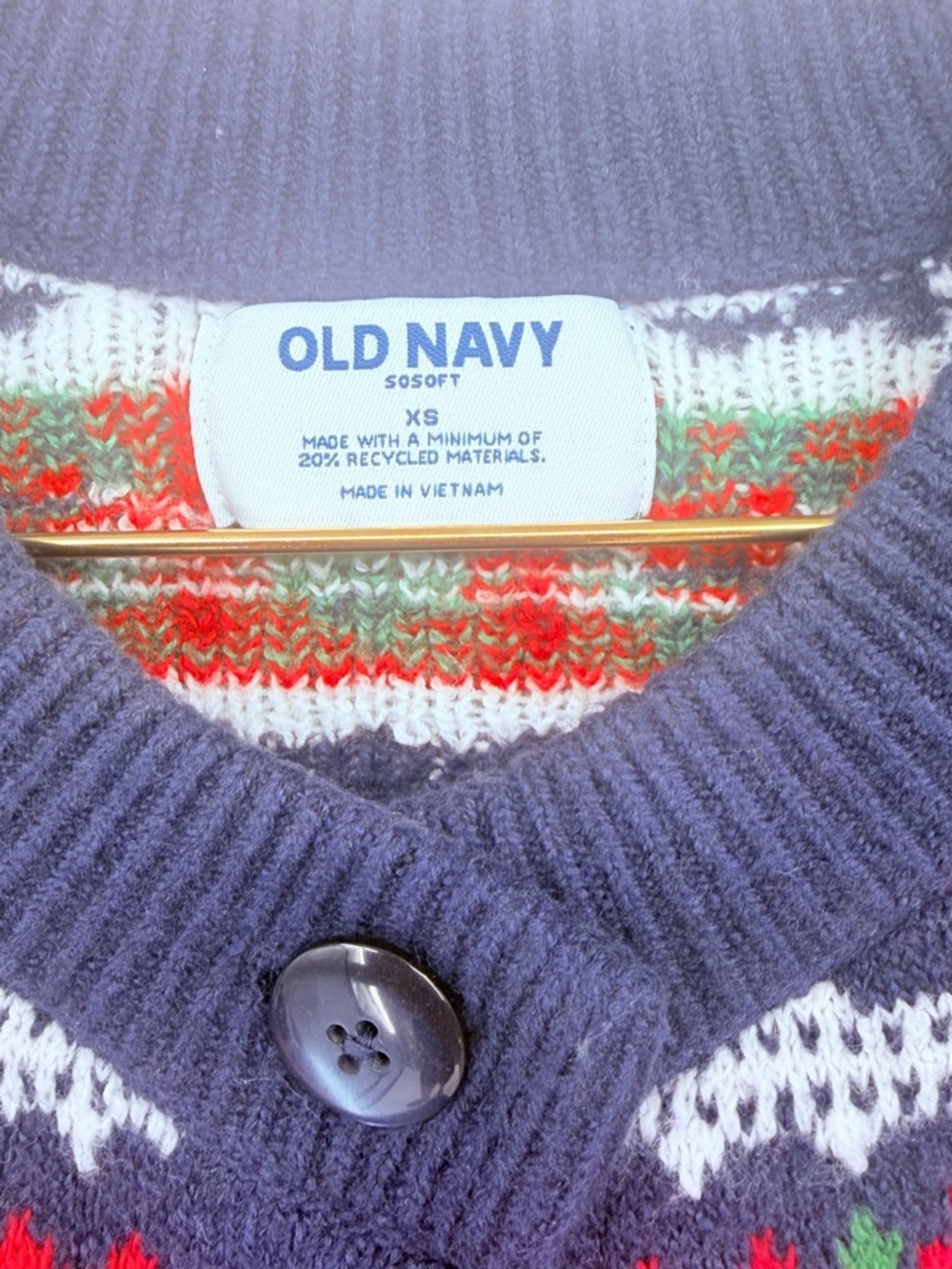 Old Navy Heart Print Cardigan XS Cozy Knit Holiday Sweater Navy Red Fair Isle - Picture 3 of 5